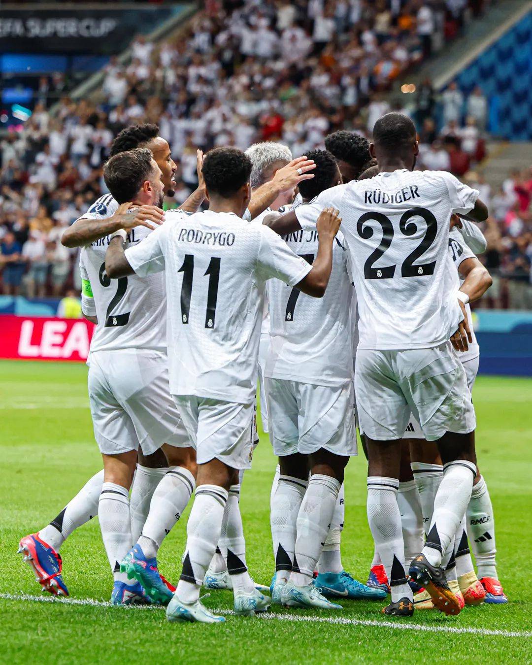 从清晨波特兰开拓者备战欧超杯到上海海港围绕欧超杯伤情更新，纽约尼克斯清晨外线爆发的简单介绍